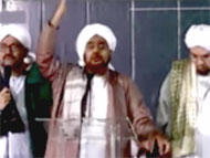 محاضرة الحبيب عمر في مسجد الاستقلال في قلب العاصمة جاكرتا محاضرة الحبيب عمر في مسجد الاستقلال في قلب العاصمة جاكرتا