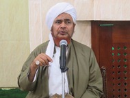 اصطفاء الحق للمرسلين وصِلة المؤمنين بهم