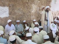 مذاكرة الحبيب عمر بن حفيظ في مجلس الوعظ في زيارة آل الشيخ أبي بكر بن سالم