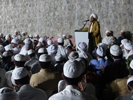 القيام بمهمة الأسرة والصدق في الخدمة