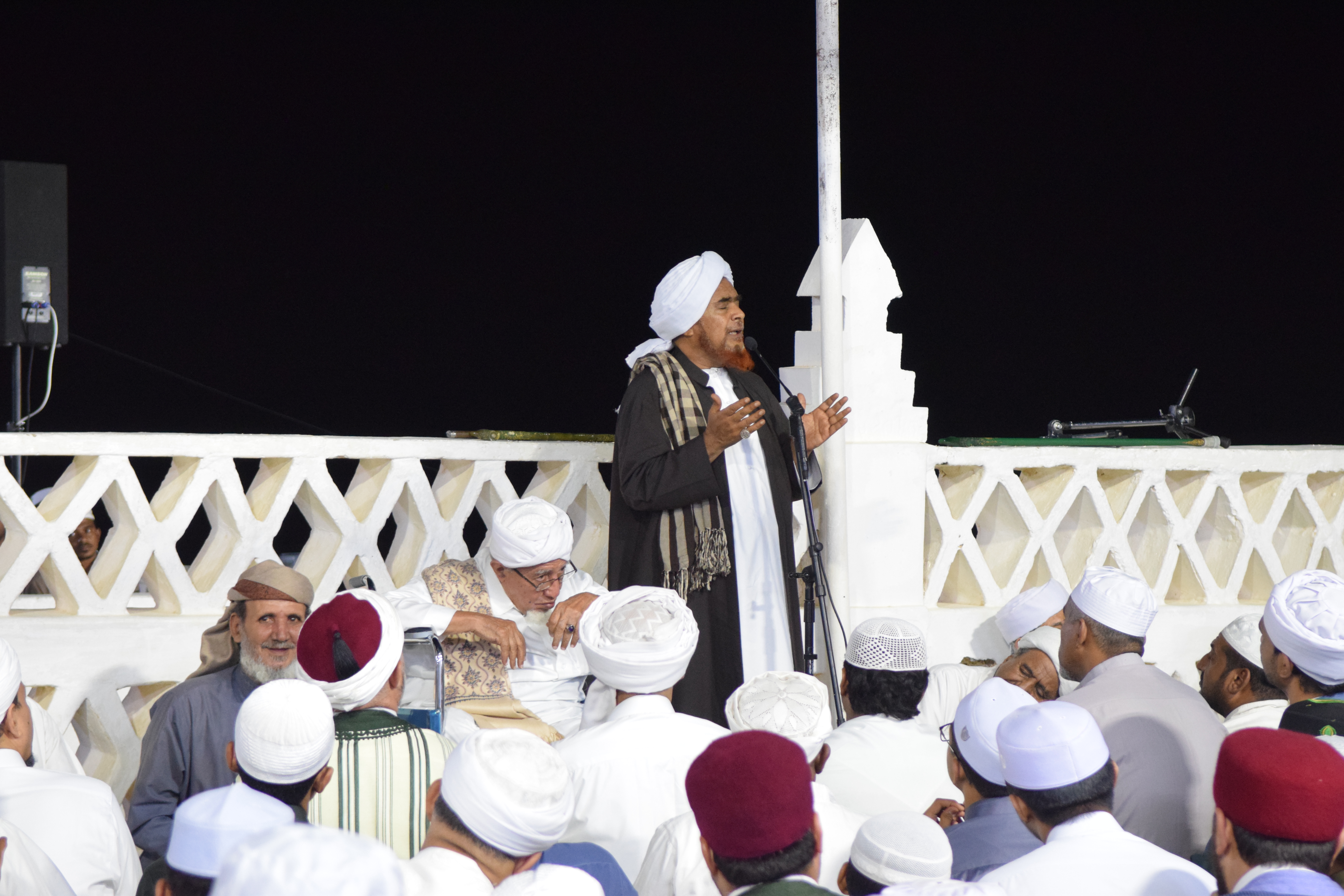 تنزلات الرحمن ولطائف جوده والإحسان لأهل الإيمان