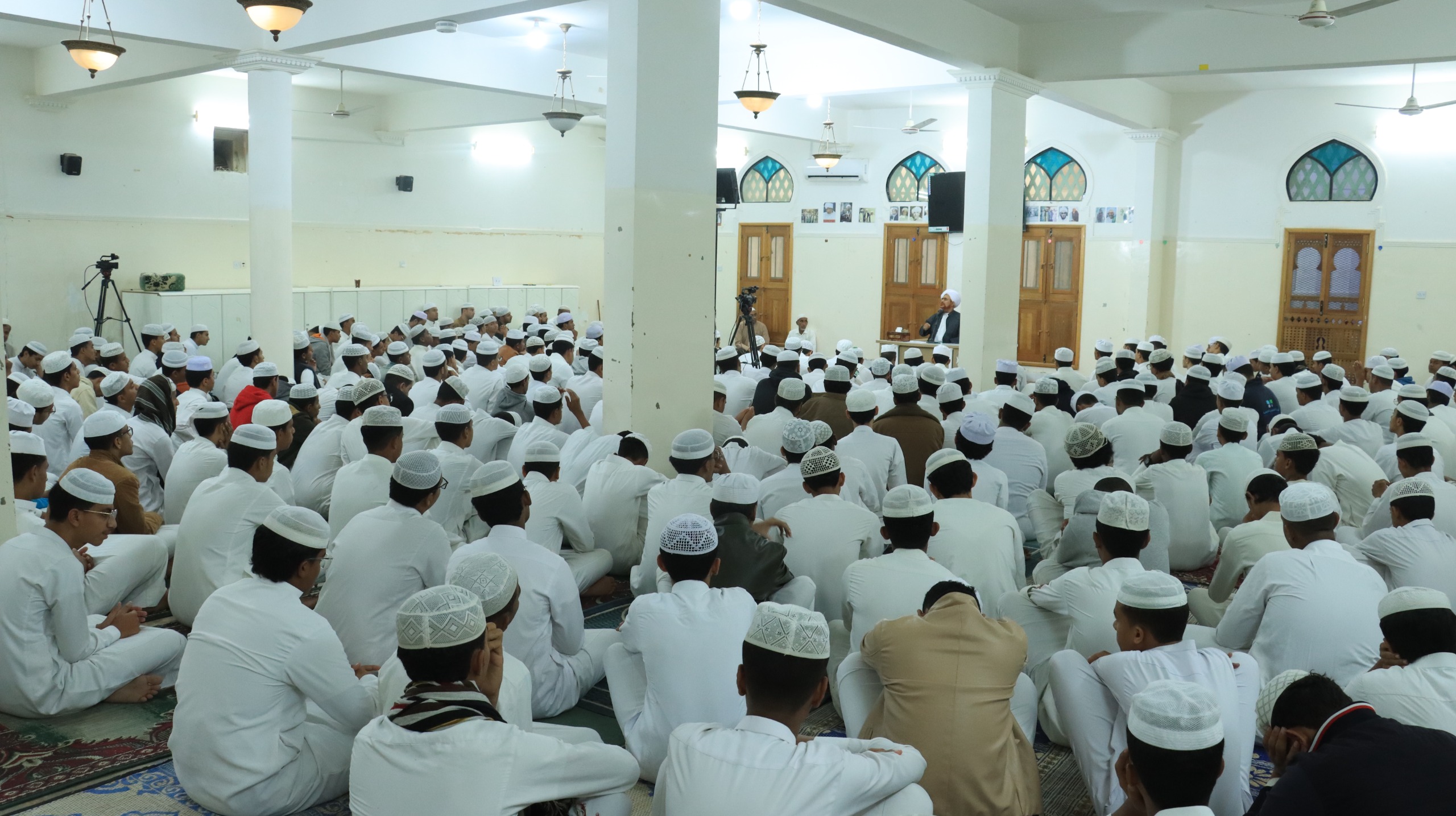 السمو بالهمة والرغبات - الجلسة الأدبية لطلاب ثانوية دار المصطفى السمو بالهمة والرغبات - الجلسة الأدبية لطلاب ثانوية دار المصطفى