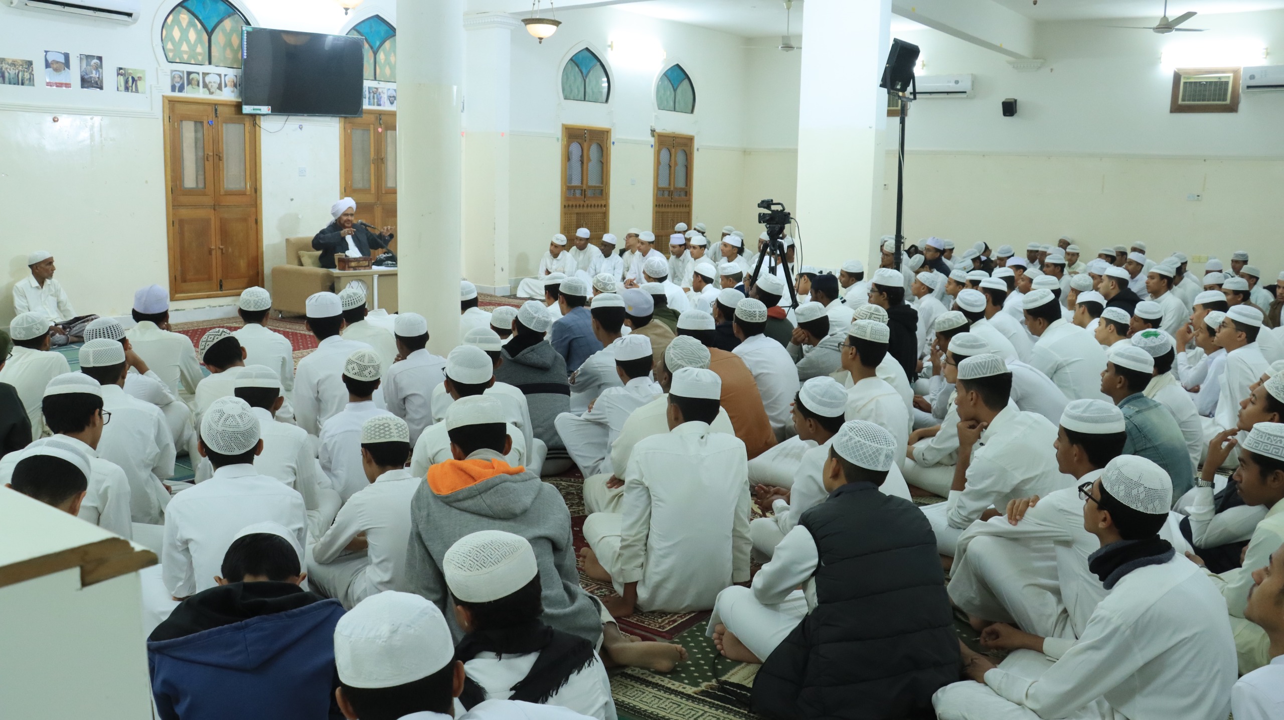 السمو بالهمة والرغبات - الجلسة الأدبية لطلاب ثانوية دار المصطفى السمو بالهمة والرغبات - الجلسة الأدبية لطلاب ثانوية دار المصطفى