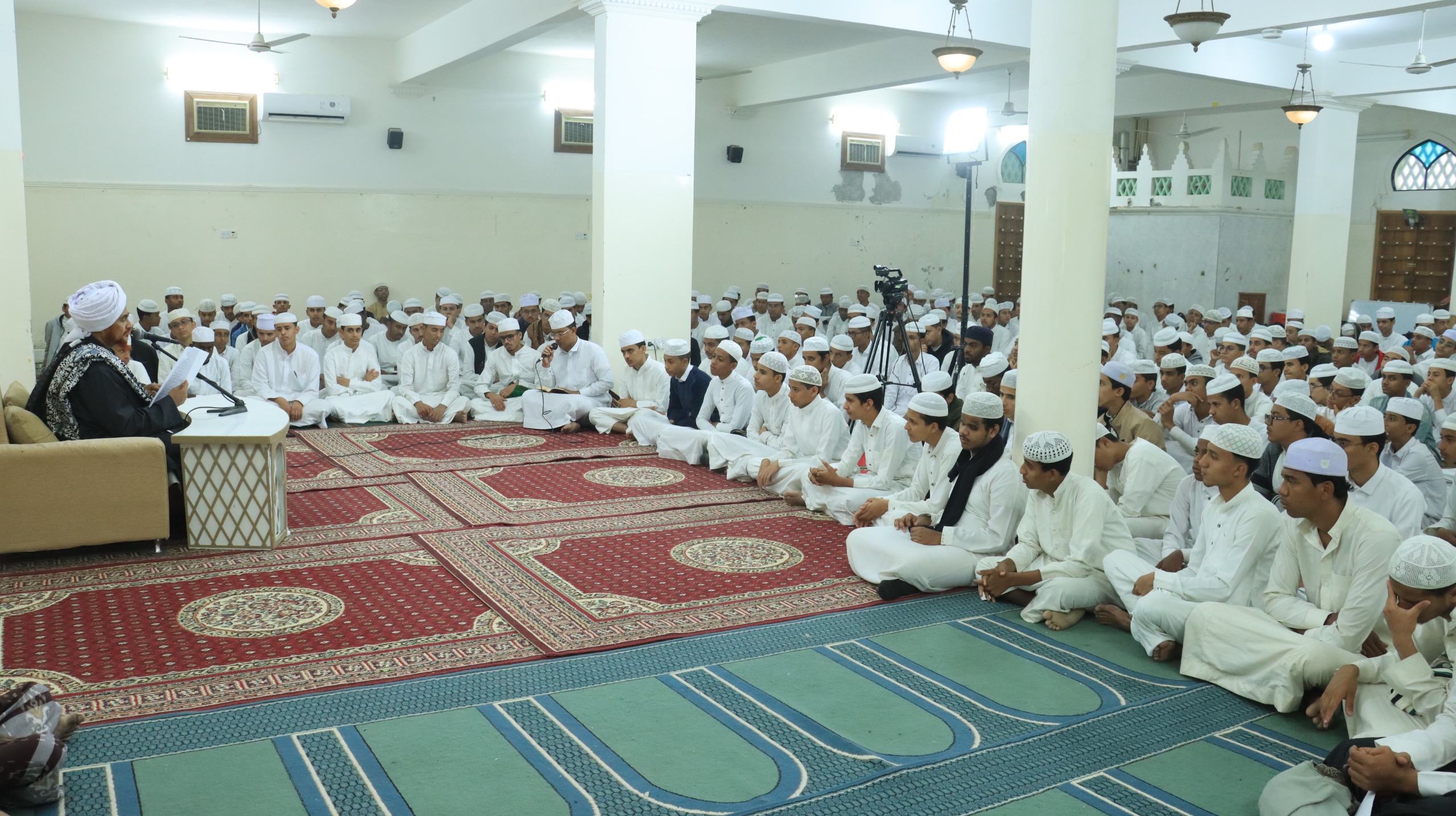 السمو بالهمة والرغبات - الجلسة الأدبية لطلاب ثانوية دار المصطفى السمو بالهمة والرغبات - الجلسة الأدبية لطلاب ثانوية دار المصطفى