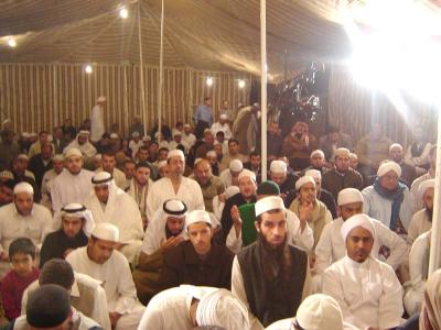 جانب من الحضور في دار الأنوار