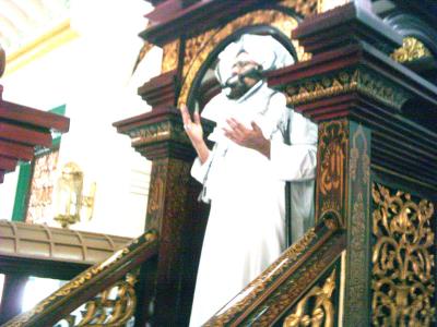 الحبيب يلقي خطبة الجمعة في مدينة فلمبان بجامع سلطان محمود بدر الدين