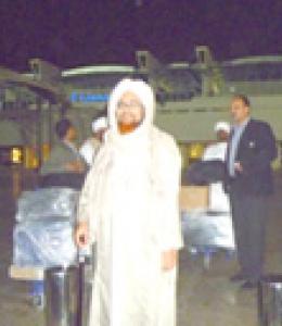 الحبيب عمر يتوجه إلى المغرب للمشاركة في اجتماع للعلماء بمدينة فاس