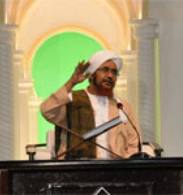 تفسير من قوله تعالى: {قُلْ أَرَأَيْتُمْ إِنْ أَخَذَ اللّهُ سَمْعَكُمْ وَأَبْصَارَكُمْ...}46سورة الأنعام