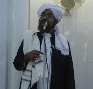 تطلُّب المؤمن خصوصيته من رسول الله