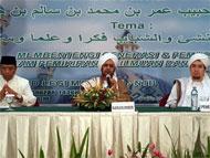 متابعة حماية الشباب بمتنوع الوسائل