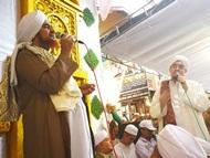 تفضُّل الحق بالخلق والإيجاد وإمداده الكائنات بخير العباد